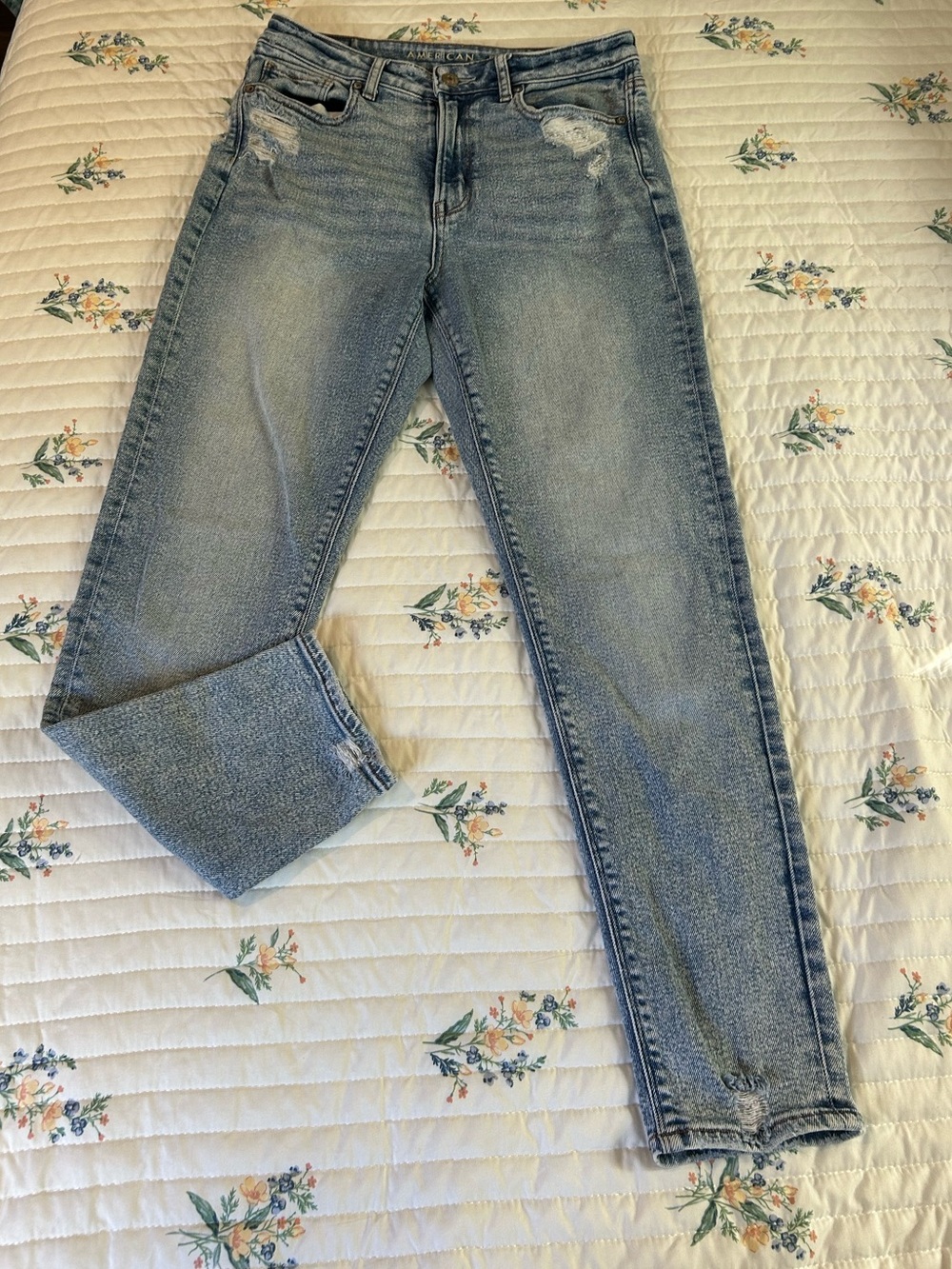 Light Wash Women's Distressed Straight Jeans from American Eagle